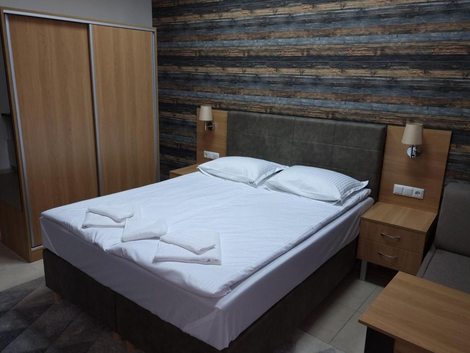 Luxurious Studios Nani كرانيفو المظهر الخارجي الصورة