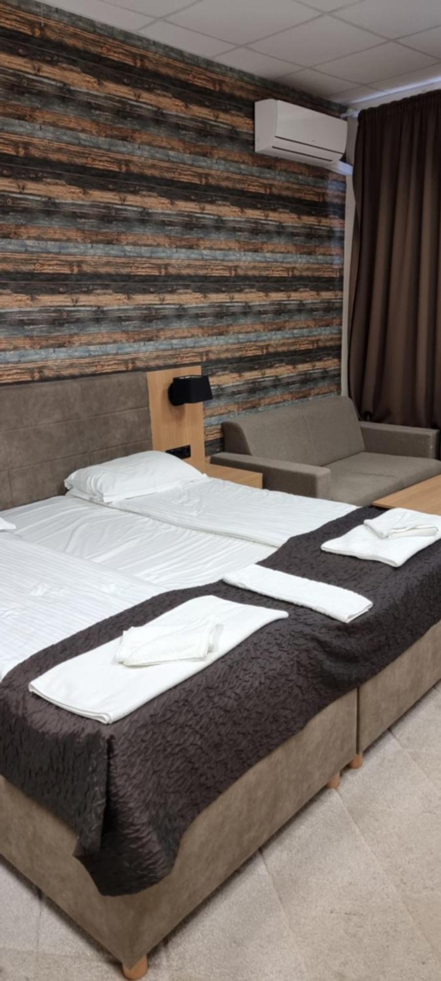 Luxurious Studios Nani كرانيفو المظهر الخارجي الصورة