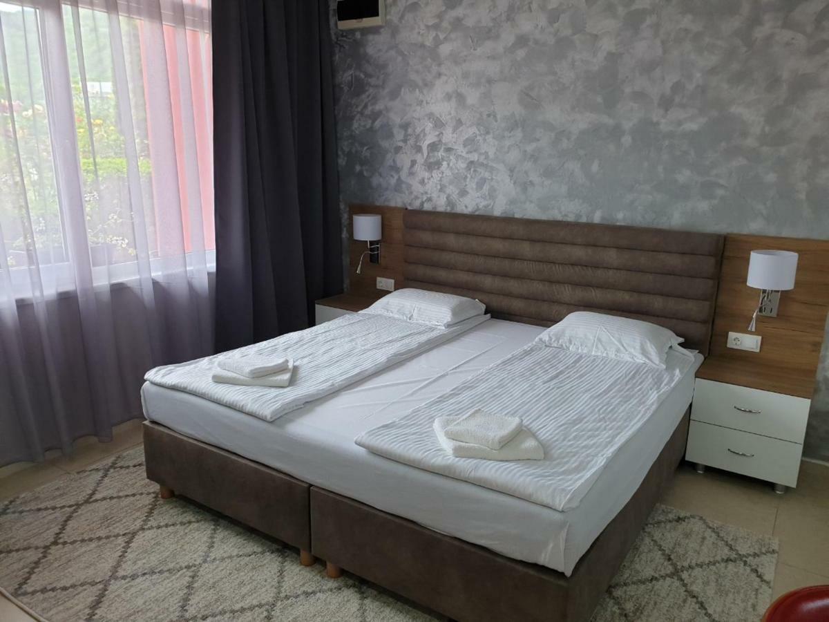 Luxurious Studios Nani كرانيفو المظهر الخارجي الصورة