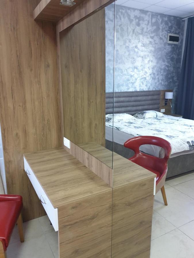 Luxurious Studios Nani كرانيفو المظهر الخارجي الصورة
